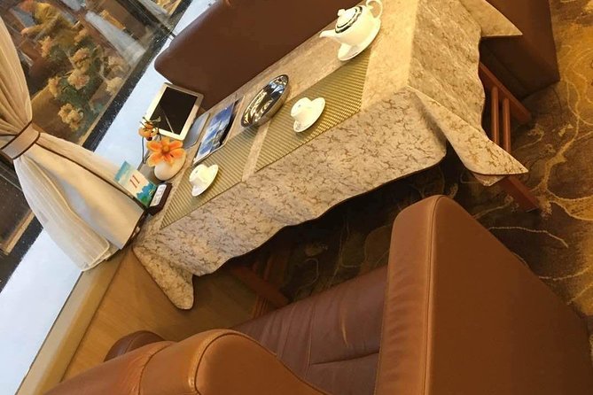 1 Day Relaxing Li River Cruise Private Tour with the 4 Star Luxury Boat VIP Room - Xianggong Mountain and changing viewpoints