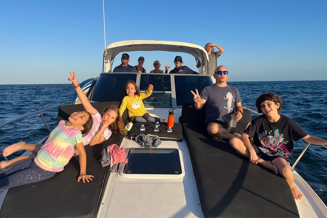 1 Hour Cabo Highlights on a 33ft Luxury Yacht - Why the $299 group price may make sense