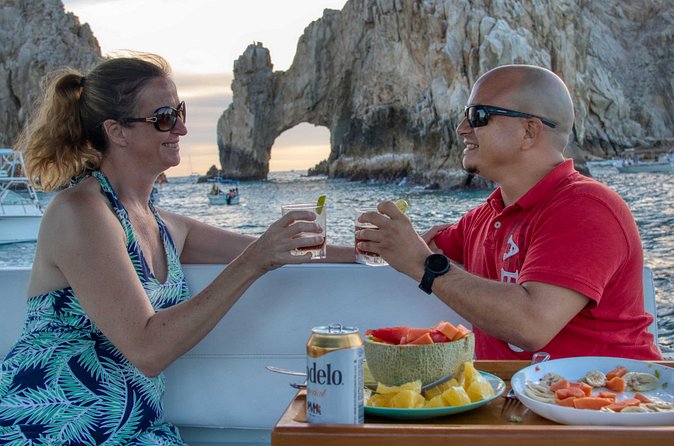 1 Hour Cabo Highlights on a 33ft Luxury Yacht - Timing, weather, and practical details