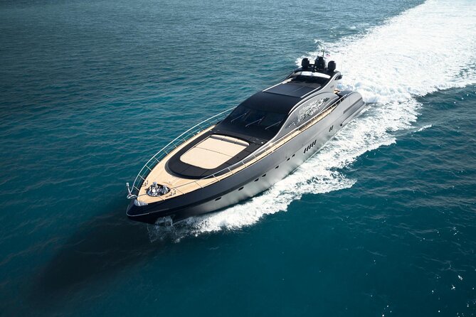 108 ft Neoprene Overmarine Yacht - A custom menu built around fresh seafood