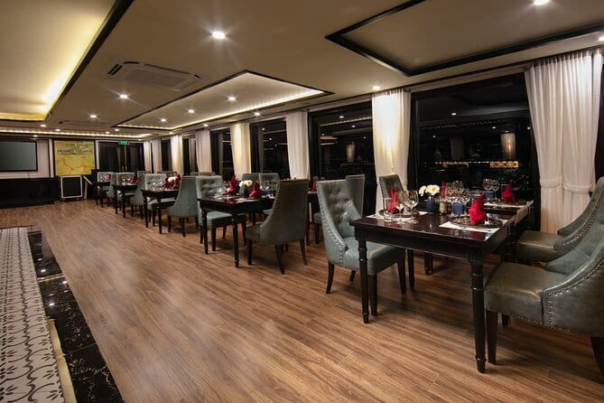 2 Days 1 Night Luxury Cruise Travel in Ha Long Bay - Hanoi pickup and the ride to Tuan Chau Island