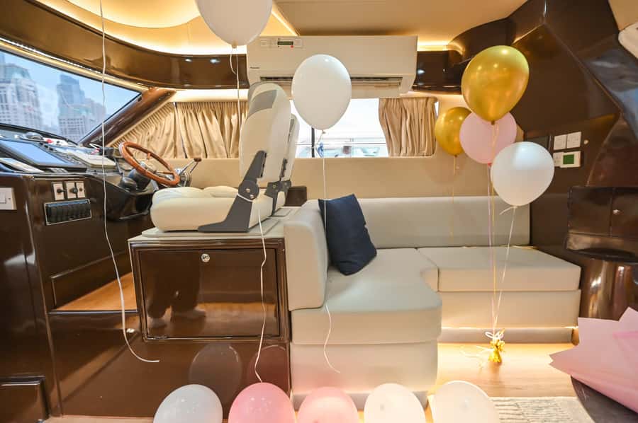 2 Hour Birthday Celebration on a Yacht in Dubai - What $680 buys your group