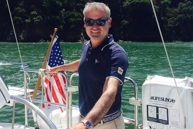 2-Hour Private Sailboat Charter in the San Francisco Bay - Golden Gate Bridge: the big choice