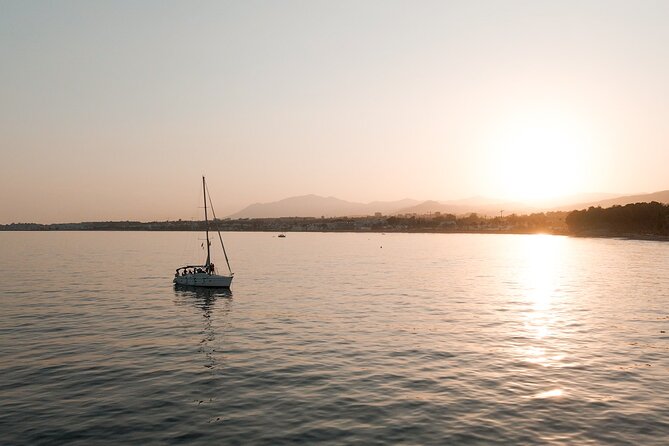 2 Hour Private Sailing Charter in Marbella - Dolphins, sunset, and the limits of a short cruise