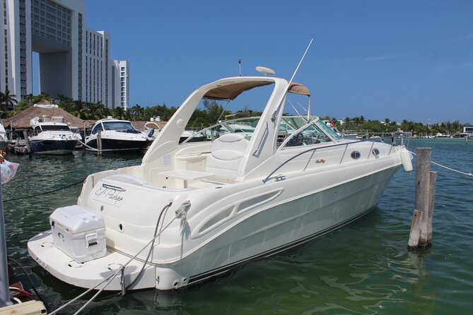 2-hour Private Sunset Cruise on a luxury yacht in Cancun Bay 25P18 - Price: Good for a Full Small Group