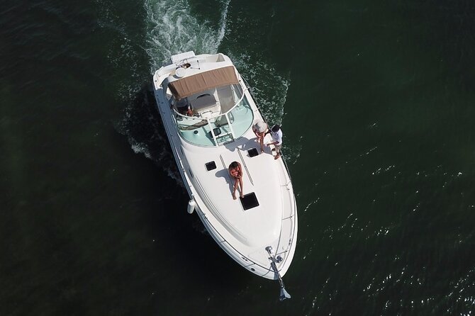 2-hour Private Sunset Cruise on a luxury yacht in Cancun Bay 25P18 - The Evening Route and Sunset Timing