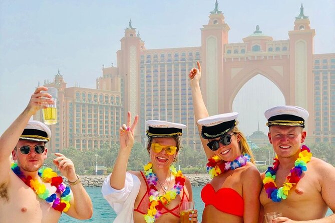 2 Hour Yacht Tour Around Palm Island - Who will enjoy this private cruise most