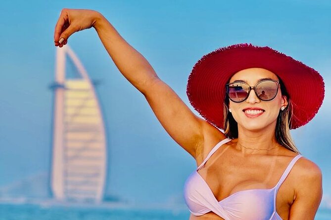2 Hours Dubai Marina 50ft Private Luxury Yacht Sightseeing Tour - Food, music, and the feel of a private outing