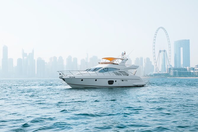 2 hours Dubai private luxury yacht 55ft tour - Key points at a glance