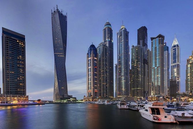 3-Hour Luxury Yacht Cruise from Dubai Marina - Atlantis, Burj Al Arab, and the Dubai skyline