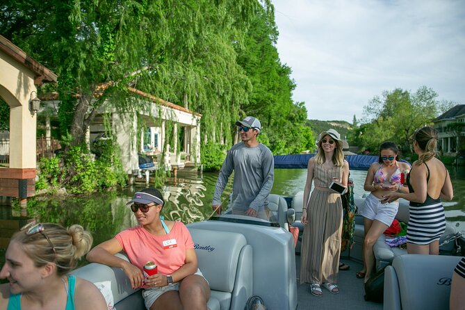 3 Hour Private Boat Charter on Lake Austin for up to 12 People - Why a private Lake Austin cruise works well