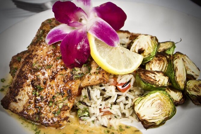3 Hour Sunset Dinner Cruise by Solaris Yacht in Miramar Beach - Practical details that affect your night