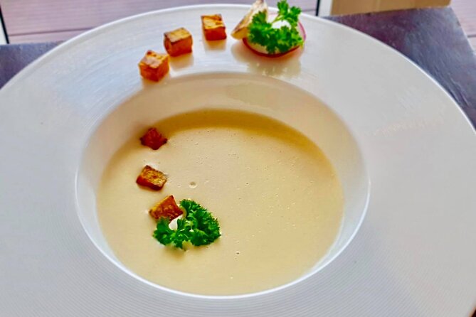 3 Hours Dinner With Luxury Princess Yacht On Sai Gon River - Who should book this cruise?