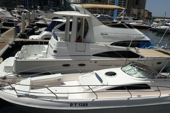 33ft. Yacht Rental on New Year's Eve around Dubai Palm - A New Year’s Eve view you cannot get from the street