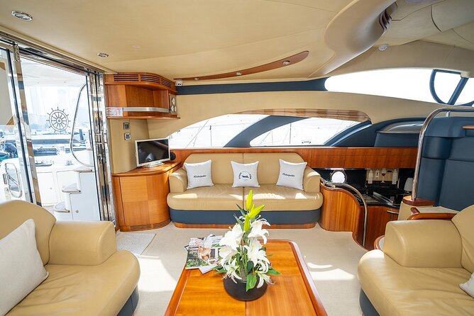 3hr Yacht- Palm Jumeirah with FREE Snacks and 30 Min Seabob - Weather, cancellation, and booking checks