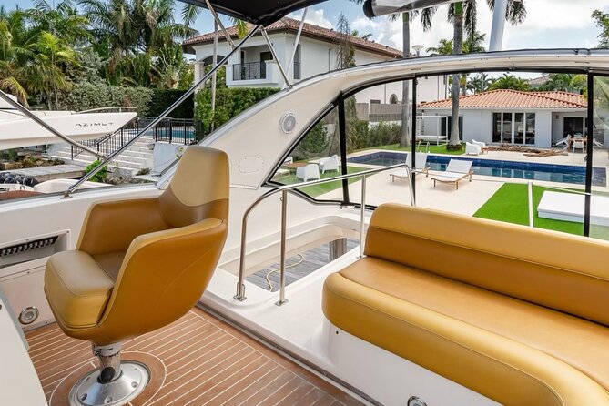 4-Hour 42 Meridian Yacht Rental with Captain in Miami Florida - Why a Private Boat Works Well for Groups of 13
