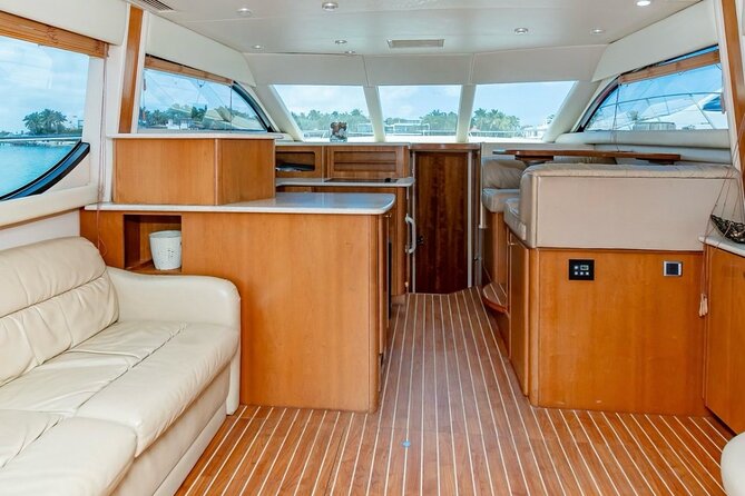 4-Hour 42 Meridian Yacht Rental with Captain in Miami Florida - Who Will Enjoy This Most