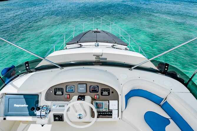 4 Hour 50' Azimut Yacht All-Inclusive in Tulum & Playa del Carmen - Sunbathing, Swimming, and Your Own Music