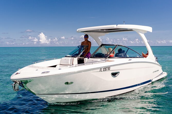 4 hour Private Boat charter to Stingray City, Snorkeling and More - Why a private boat changes the Stingray City experience