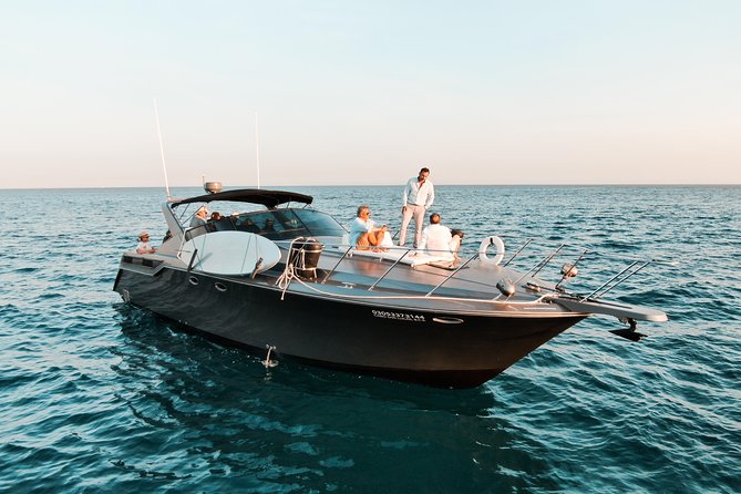 4-hour Private Yacht Cruise in Cabo - Leaving H Dock for Cabo’s famous sights
