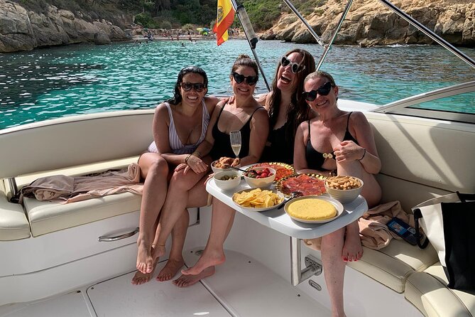 4 Hour Private Yacht Tour Mallorca - Captain Alex and the feel onboard