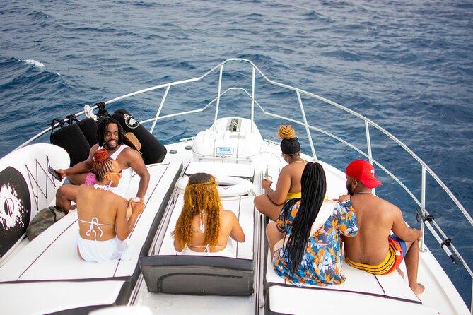 4-Hours Private Luxurious Yacht Snorkelling and Paddle Surf - Key points at a glance