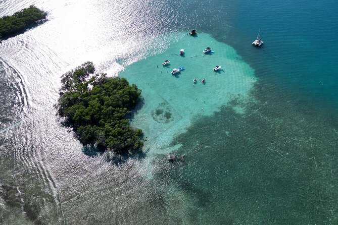 4 hours Tour in La Parguera Private Boat Charter - Cayo Caracoles: clear water and a slow afternoon