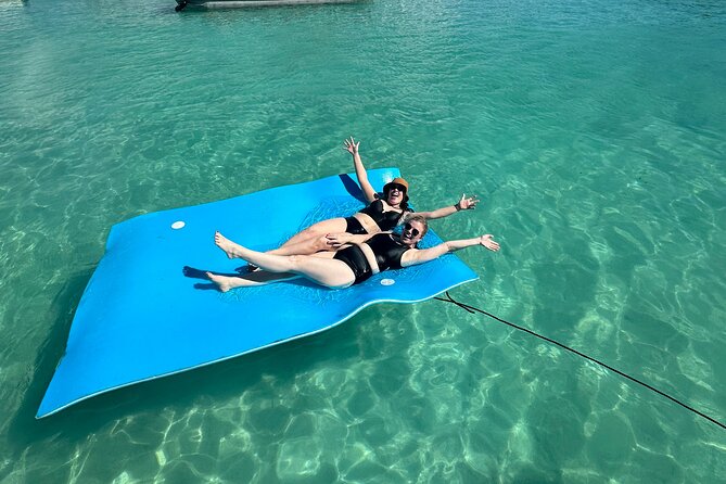4 hours Tour in La Parguera Private Boat Charter - What the $91.66 price means