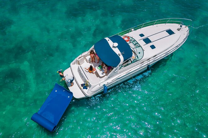 40' Miami Yacht Rental up to 13 Persons - What the $1,334 group price means