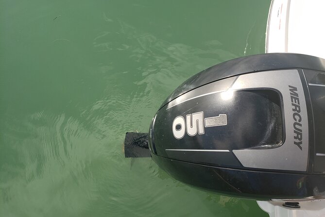 42 to 46 Ft Private Yacht Miami, rent for 2 our 4 hours, 12 ppl - Meeting point and the bareboat paperwork