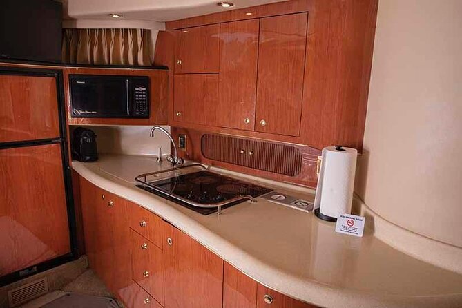 45 Ft Private Yacht Rental in Miami - What to Bring and What You Already Get