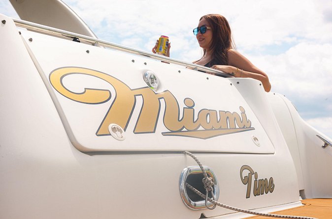 45 Ft Private Yacht Rental in Miami - My Take: Book It for the Group, Not Just the Boat