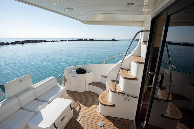 4H 42' Azimut Yacht All-Inclusive from Tulum & Playa del Carmen. - Two hours at In-Ha, with turtles and tropical fish