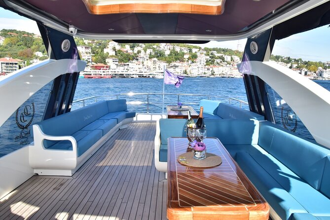 5-Hours Private Luxury Yacht for Bosphorus Cruise in Istanbul - Starting at Kabatas or Karakoy