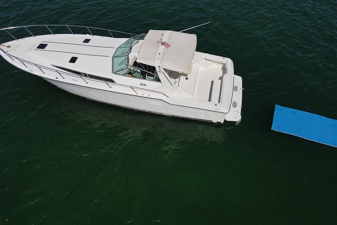 50ft Luxury Yacht Tour in Miami Beach Captain, Fun & Party! - What two hours on the water really gives you