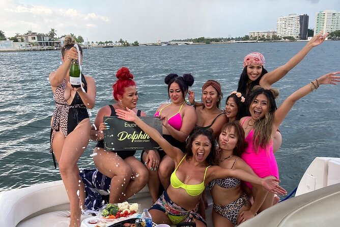 50ft Luxury Yacht Tour in Miami Beach Captain, Fun & Party! - The real price of a $300 group booking
