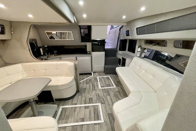 50ft Luxury Yacht Tour in Miami Beach Captain, Fun & Party! - Who will enjoy this private yacht ride?