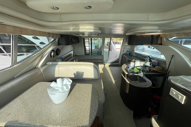 50ft Miller Blue | Miami Yacht Rental | 3 to 6 Hours | 13 Ppl - The real cost: calculate the full group price