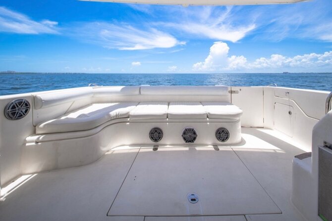 55ft + FREE HOUR Miami Yacht Rental 3 to 6 Hours 13 People - Cruising the Miami River for about 40 minutes
