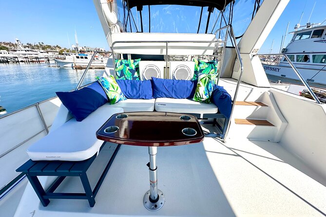 59' Paradise Party Yacht - Adventure Cruises San Diego com - Music, food, and the party setup