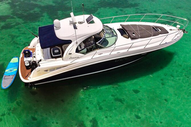 5H Private Lux 40' Yacht All Inclusive - Tulum & Playa del Carmen - Troll fishing adds a small adventure