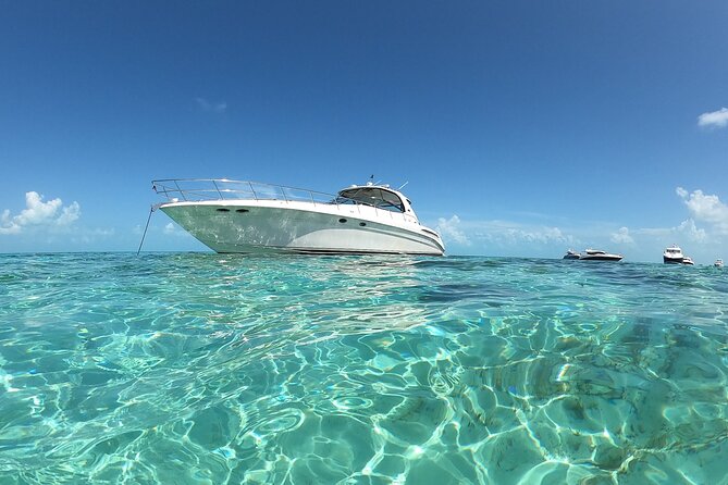 60ft Luxury Yacht Charter in Fort Lauderdale, Florida - Music, Wi-Fi, and the party atmosphere