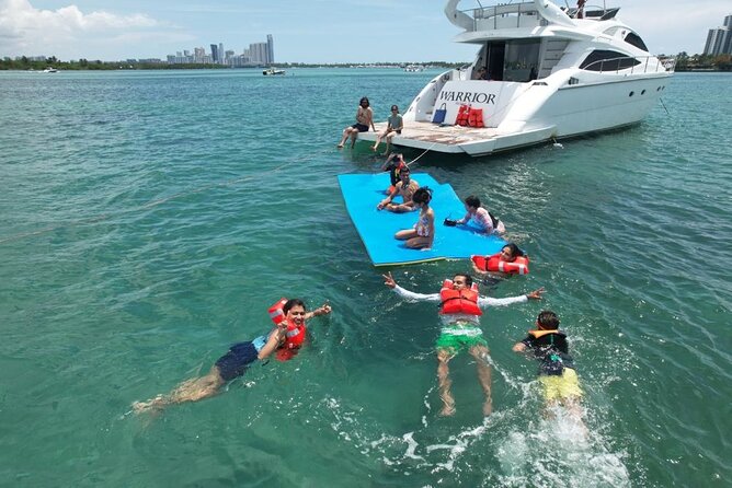 65ft Yacht Charter in Miami - A yacht built for both lounging and parties