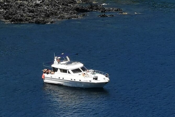 7-Hour Private Yacht Tour on the Island of Pantelleria - What private means here