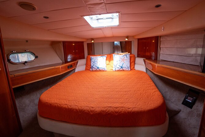 70ft + Free Hour | Miami Yacht Rental | 3 to 8 Hours | 13 ppl - The boat-size question deserves attention