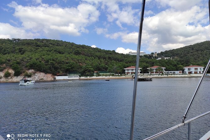 8-Hours Private Swimming Luxury Yacht Cruise to Princes' Island - Burgazada and its pine-covered slopes