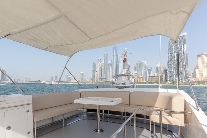 Affordable Yacht Rental Viktoriia from Dubai Marina - Choosing two, three, or four hours