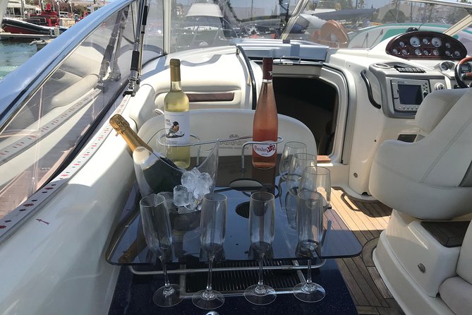 Afternoon yacht charter in lagos with drinks, tapas, paddle boards and kayak - What the crew adds to the afternoon