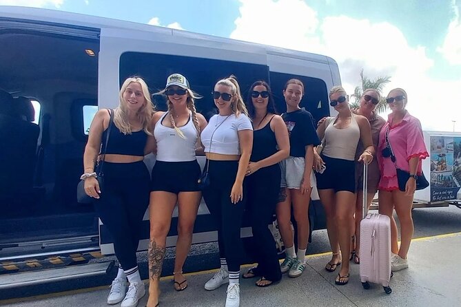 Airport Transfer to Shute Harbour / Renta Yacht / Freedom Shores - Returning to the airport before your flight