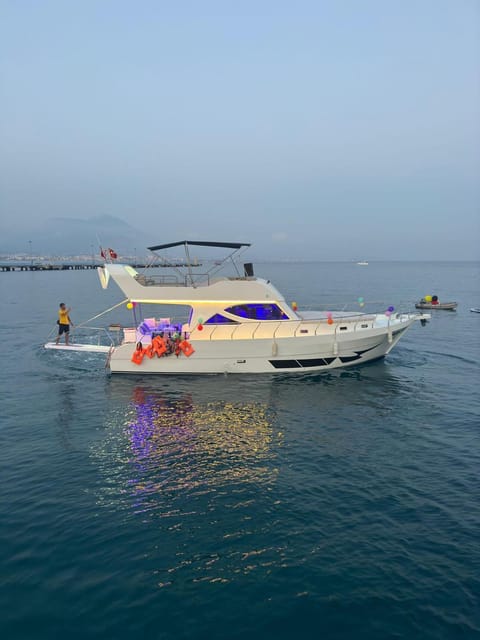 Alanya: 4 Hours Private Luxury Yacht tour. - Planning a birthday, proposal, or engagement